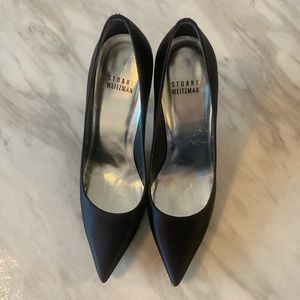 Stuart Weitzman - black pump - US size 6